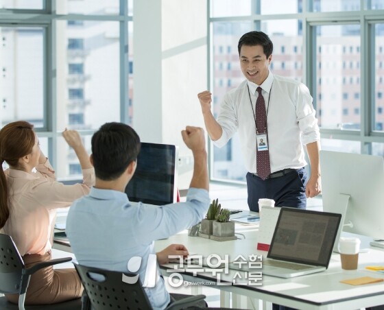 공무원수험신문 214-12.jpg