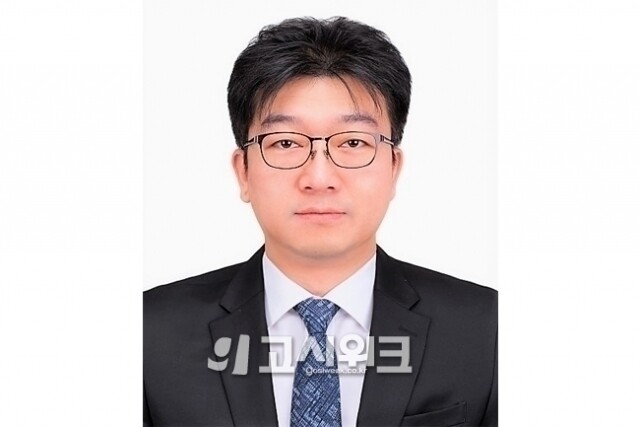 이동춘 변호사.jpg