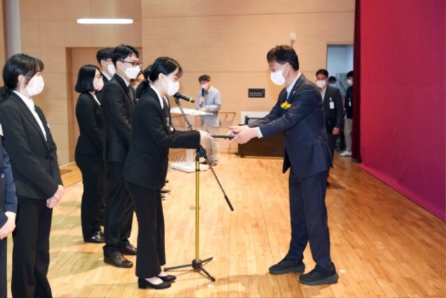 안산시 새내기공무원.jpeg