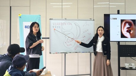 “수어로 전한 건강관리”… 농아인협회 이침 강의, 참여자 높은 만족 속 마무리